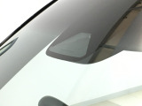 ホンダセンシング搭載。誤発進抑制機能・路外逸脱抑制機能・歩行者事故低減ステアリング・車線維持支援システム・先進車発進お知らせ機能など多彩な先進安全機能でより安全で快適なドライブを支援します。