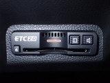デザインスッキリのビルトイン『ETC』!高速道路の特典はもちろん、キャッシュレスなので料金所では徐行するだけで通過可能です!