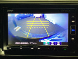 バックモニター付きで、車庫入れやバック時の後方確認をサポート。