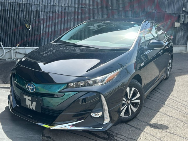 トヨタ プリウスPHV 