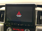 【大画面ナビ】人気の大型10インチナビを装備。存在感のある大画面はインパクト大!ナビ利用時のマップ表示は見やすく、テレビやDVDは臨場感がアップ!いつものドライブがグッと楽しくなります♪