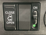 パワースライドドアです!運転席でラクラク操作!元気なお子様やワンちゃんのイタズラも防いでいただけます☆