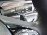 【減速セレクタースイッチ】指先操作だけで減速「減速セレクター」はハンドルの左右に取付された2つのスイッチで減速の強さを調整できます。