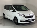 ドアミラーにLEDウインカーがついているので、周囲にアピールできますね。