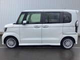 ご納車までの期間ですが、県内のお客様は1、2週間、県外のお客様は2、3週間ほどでご納車が可能となります。但し、お支払いや書類の状況によっては多少の前後もありますので、その際には何卒ご了承下さい。