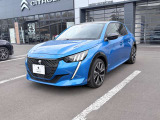 外装は専任スタッフによる真心込めたワックス磨きを実施しております。内装もクリーニングを実施させていただいております。質の良さをご体感くださいませ。