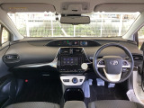 お客様に安全で快適なカーライフをお送りいただくために、中古車にも高いレベルの品質基準を設け、その基準に従って、全ての中古車について納車前整備を実施しています。