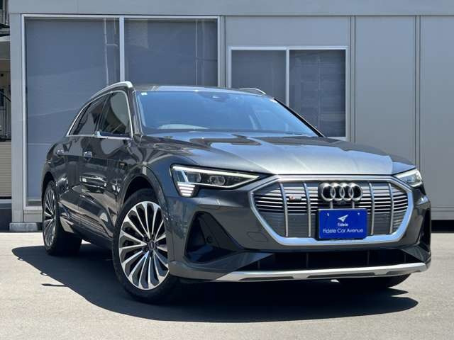 e-tron 50 クワトロ Sライン 4WD 