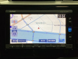 ナビゲーションはフルセグTV対応のGathers純正メモリーナビを搭載しています。Bluetoothオーディオ機能がありますので、スマートフォンなどの音楽も再生できます。