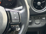 ■ステアリングスイッチで、安全運転!前方から目線を外さないように!