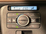 車内空調は&rdquo;AUTOエアコン&rdquo;にお任せ。運転に集中出来ますよ!