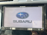 【メーカー純正ナビ】インテリアに溶け込むスタイリッシュな「専用設計」メーカーナビを装備♪視認性や操作性など基本性能にも優れ、より上質なカーライフをお楽しみいただけます。