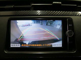 バックガイドモニターで、後方を確認しながら安心して駐車することができます。運転初心者も熟練者も必須の機能ですよ!