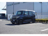 総額表示の諸費用は、岡山県内での登録費用で計算しております。県外のお客様においては別途、登録費用、陸送費用が必要になります。