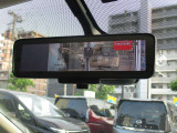 クリアな後方視界のインテリジェントルームミラー