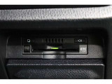 スッキリ装着されたビルトインタイプのETC!高速道路走行の料金所をノンストップで通過できます。※ ETCカードのお申し込みも当社にお任せ下さい!