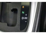 MTモード(シーケンシャルシフト)を装備しています。CVT車でありながら、マニュアル感覚のシフトチェンジが可能です。ドライバーの変速操作に応えたアクティブな走りが楽しめます。