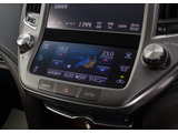 使いやすさや安全性を追求したステアリング周り!高級車ゆえにスイッチ類が多いのも特徴ですね!考え尽くされた配置ですぐに使いこなす事が出来ますのでご安心下さい!是非、体感してみて下さい!!