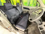 運転席シート廻りは使用感も少なく、良好な状態となっています。丁寧に使われていたことがよくわかりますね。