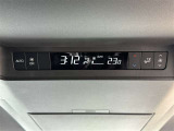 ★後席エアコン★後席にもエアコンが装備されています!