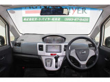 ステアリングの剥げもありません!! 運転する際に目に付くところですので綺麗な方がいいですよね☆ またダッシュボードも綺麗ですよ☆何か剥がした跡がベタベタ残っていると目に付いて嫌ですよね!