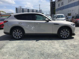 クルマが走り去るまで、人の目に映りこむもの。見る人を魅了したい。。。そういう想いでマツダデザインは造り出されています☆