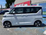 両側オートスライドドア装備!運転席やドアのスイッチ、リモコンキーでも開閉操作できるので便利ですよ!