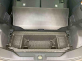 WEB掲載時にはお車に付いている装備と、様々な写真をたくさん載せるように心がけております。1台1台特徴をとらえたキャッチコメントを掲載しています。