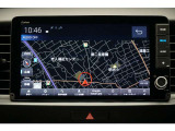 純正9インチHondaCONNECTナビ(LXM-242ZFNi)&バックカメラが装備されているので、普段の使い勝手もロングドライブも快適です。
