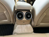 八光カーグループの強みはサポート力です。これまで培ってきた経験と技術力、スピードを生かして、お客様ひとりひとりを八光カーグループ全店でサポートさせて頂きます。