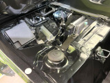 親切・丁寧な専門メカニックスタッフが応対!・車検・点検整備・事故等の修理などアフターサービスも安心。お車のカスタマイズもネクステージのサービススタッフまでご相談ください!