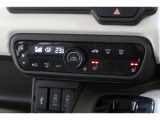 運転席・助手席に寒い日に快適なシートヒーター装備!寒い季節にはありがたいですね!