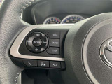 【ステアリングスイッチ】左です。ステアリングから手を離さず、運転に集中したまま手元でオーディオ操作等が出来ます。
