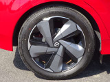 【タイヤ】 【純正17インチアルミホイール】《205/50R17》専用のアルミなのでお車のイメージぴったりですね!
