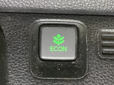 ★ECONスイッチ★ エコドライブを加速しよう!スイッチをONにすると、運転の仕方によるロスを抑え込み燃費をよくするようクルマが頑張ります(*^ー^*)燃費向上にチャレンジ♪