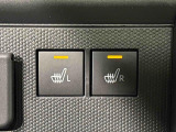 寒い日のドライブを快適にする運転席&助手席シートヒーターが付いてます。アクセサリーソケット(12V/120W)も装備されています。