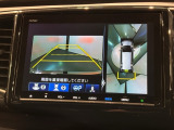 全方位モニターがついています! 車の周囲を360&deg;安全確認できるので、普段の駐車はもちろんの事、縦列駐車や幅寄せの際にも活躍してくれますよ。