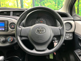 インテリアに合わせたデザインのステアリングは、運転される方のことも考え、運転しやすい形状、大きさです。是非一度、実際に触ってお確かめください。