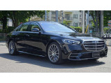 片側約130万画素のプロジェクターモジュールを制御し、前走車や対向車を幻惑させることなく広範囲を高精度で照射するウルトラハイビーム付き「デジタルライト」が標準装備