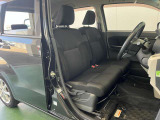 車を運転する際には運転席の存在は欠かせません。しっかりとチェックしたいポイントですね。