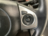 【クルーズコントロール】アクセルペダルを踏まずに一定の車速で走行できますので、高速道路など加減速の少ない道で便利です♪長距離ドライブの疲れを軽減してくれる、嬉しい装備ですよね♪