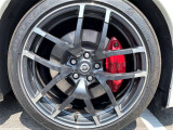 アルミホイール。245/40R19。