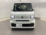 フロントマスクは個性もいっぱい! 人気の車です。