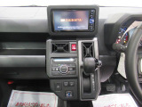 中古車は一物一価、同じようなお車でも、整備状況、外内装の状態など様々です。