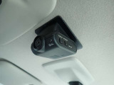 車内を撮影するドライブレコーダーが装備されております♪