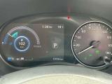 ☆視認性の良いメーターには、燃費情報など運転をサポートする様々な情報を表示します☆