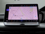 ディスカバーメディア搭載。「VW Connect」というeSIMが内蔵された画期的なシステムです。地図データなど自動で情報を更新することができるのが大きな魅力。なお、CD/DVDは廃止されてます