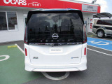 万が一のトラブルにも、全国の3000ケ所の日産サービス工場で修理可能!!年間走行距離無制限、バッテリーも保証対象です!
