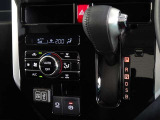 電動パーキングブレーキ・ブレーキホールドを装備してます。ホールド機能は信号待ちが多い一般道で疲労軽減になり、大好評です!