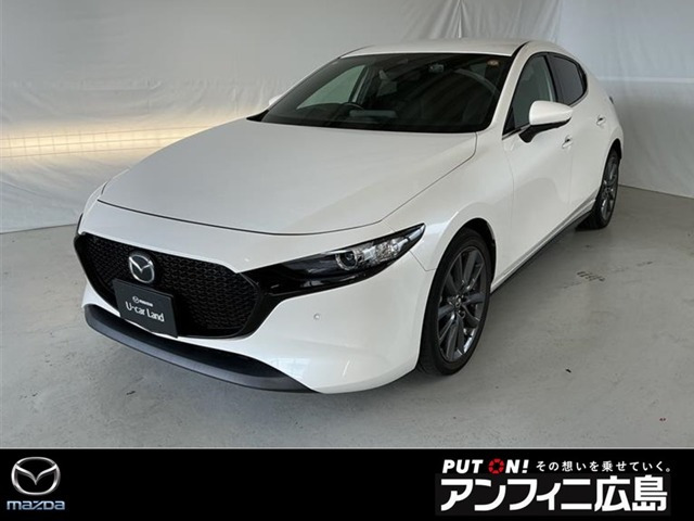 マツダ MAZDA3ファストバック 